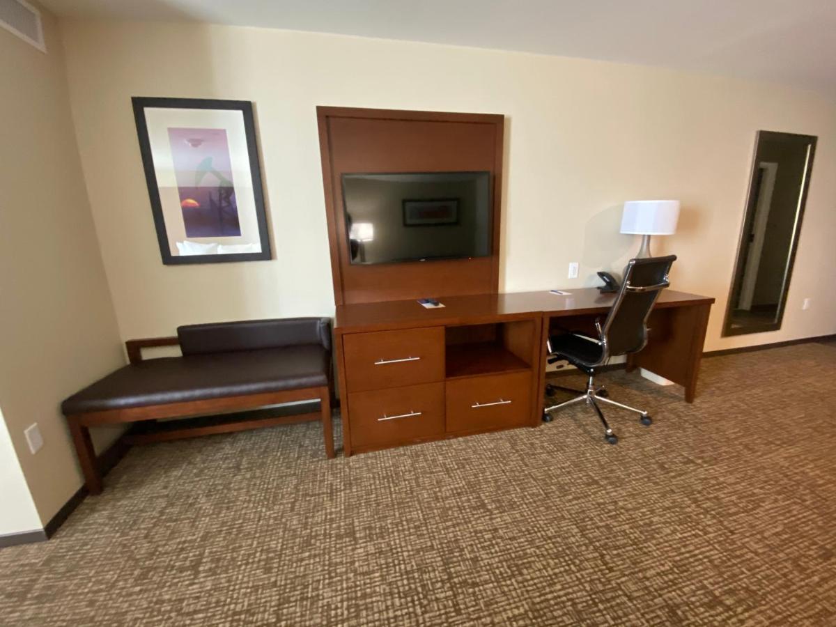 Comfort Suites Midland West מראה חיצוני תמונה